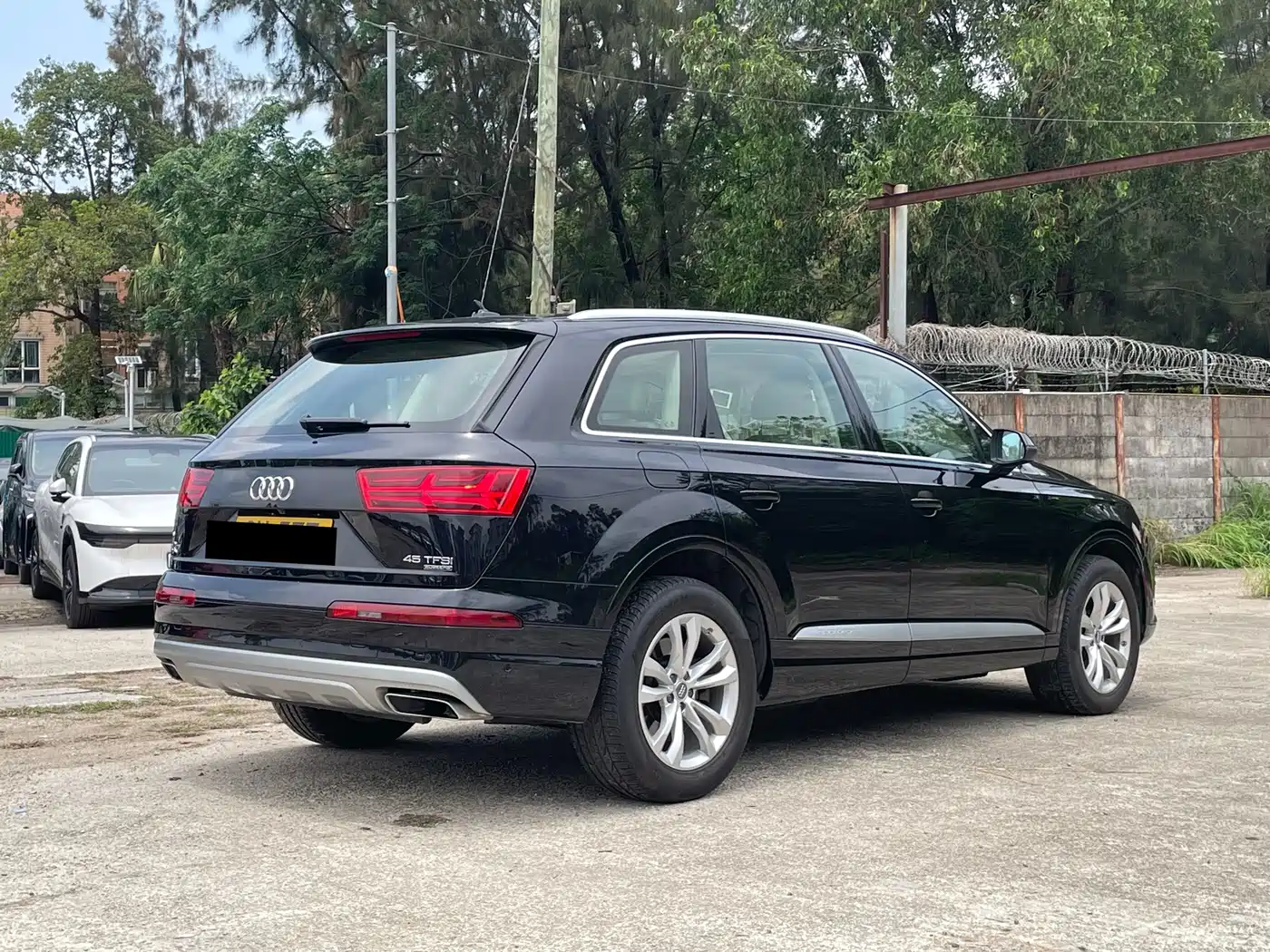 AUDI Q7