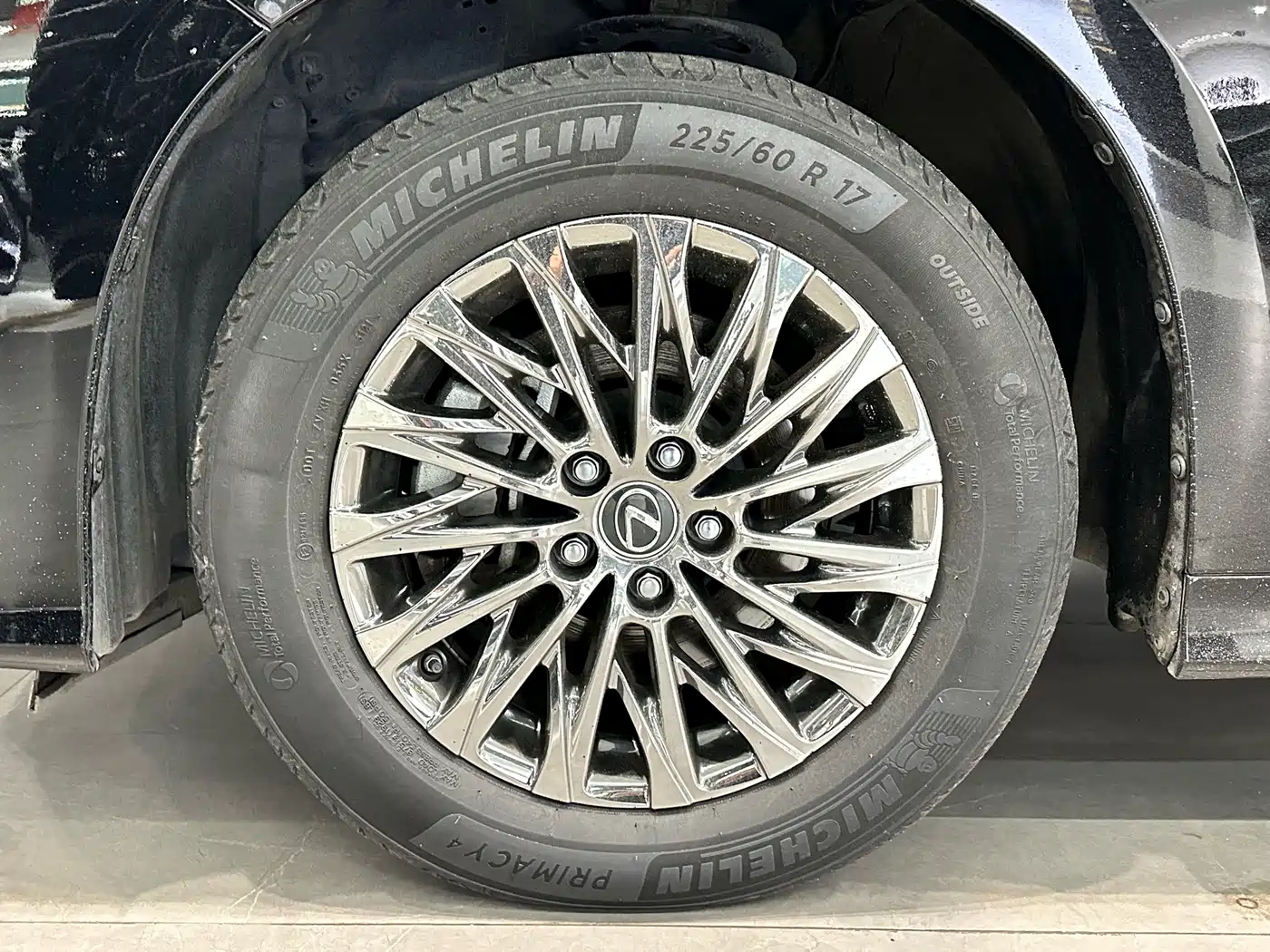 Lexus LM 2021 2020 300h 4-Seat Imperial Edition