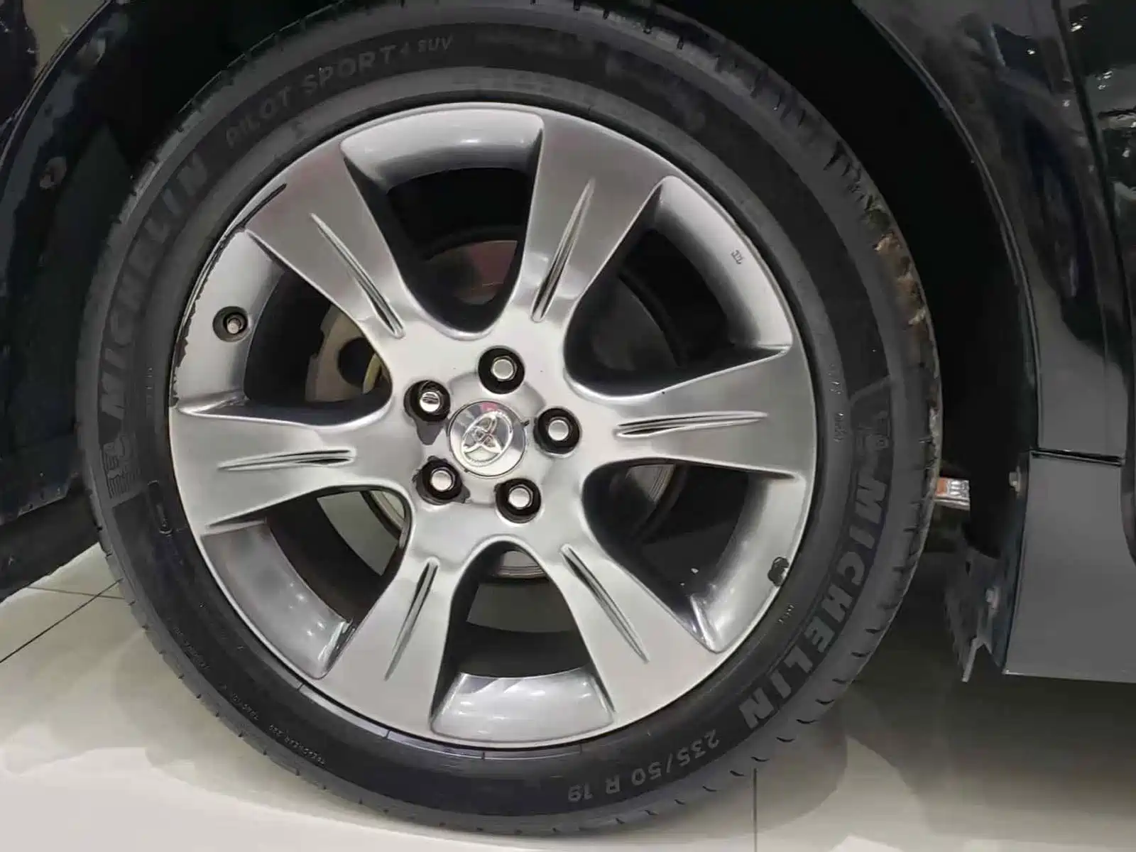 صورة 12 - Toyota Sienna
