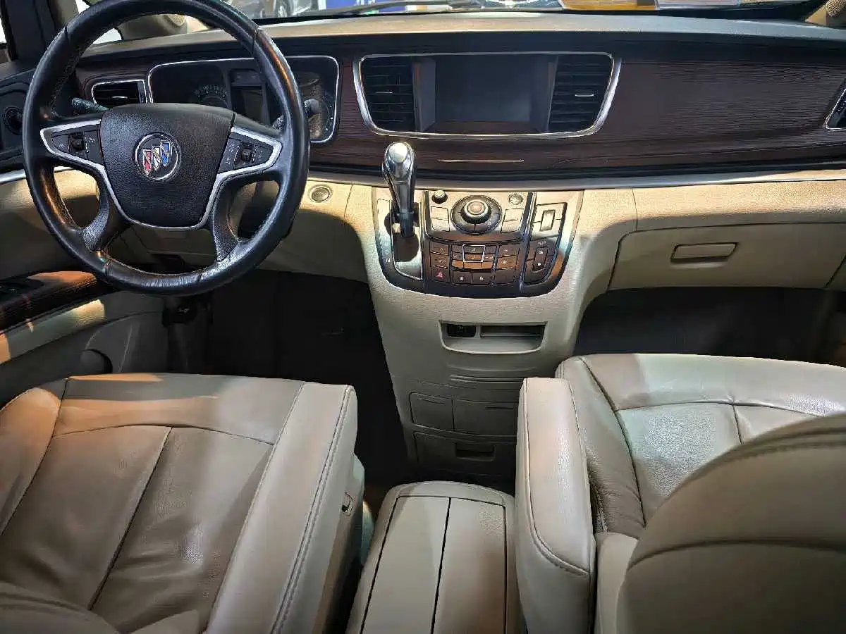 Buick GL8 2017 25S Luxury China V фото 7