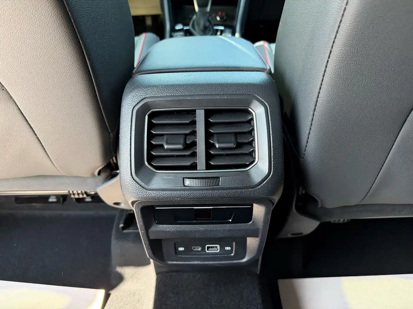 VOLKSWAGEN TIGUAN L NEW ENERGY