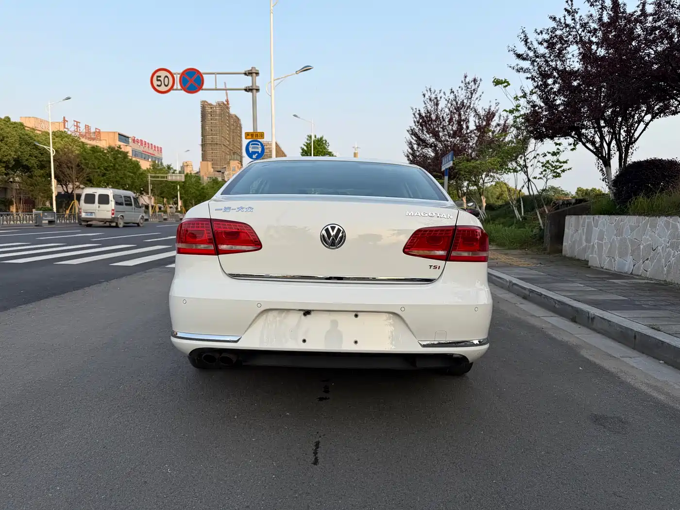 Volkswagen Magotan 2012 1.8TSI Luxury фото 5