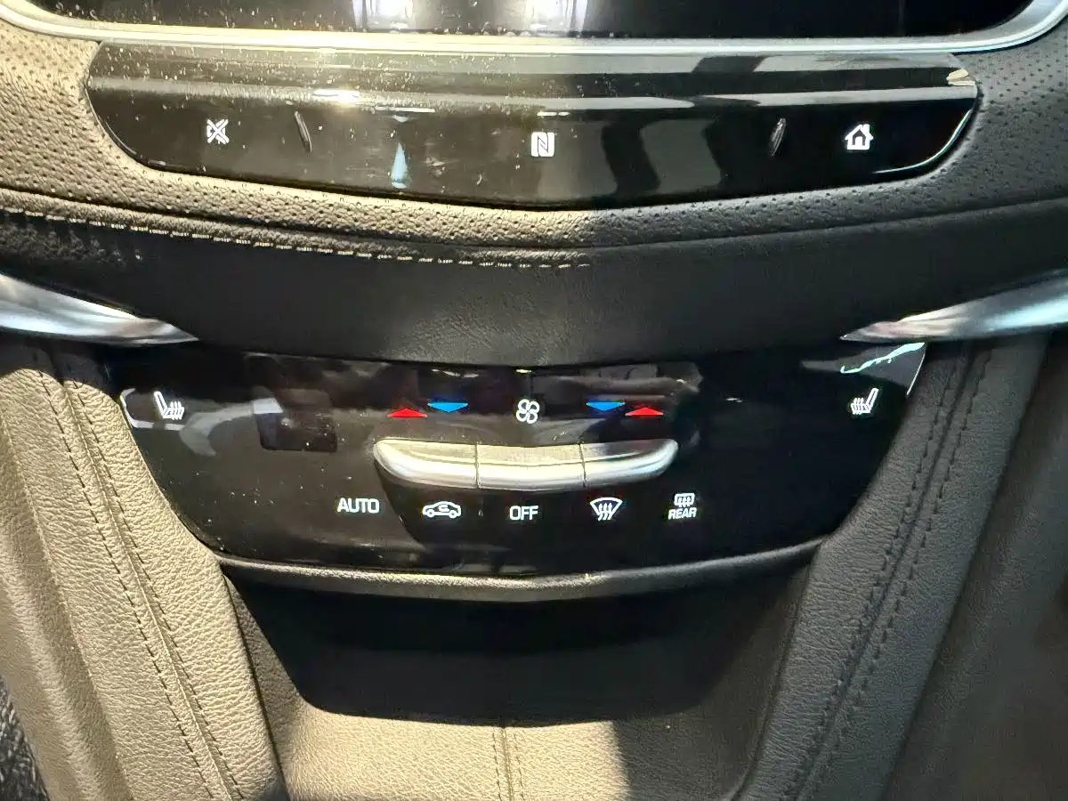 Cadillac XT5 2020 Facelift 28T Luxury Model фото 16