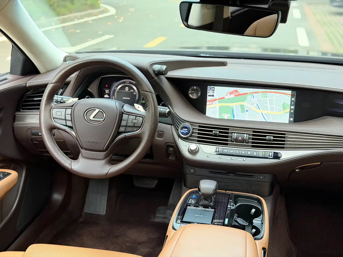 Lexus LS 2020 500h Excellence (China V) фото 20