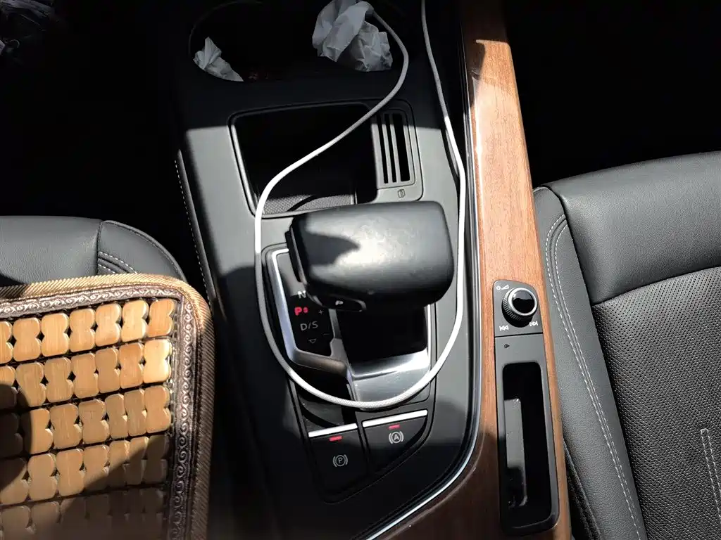 Audi A4L 2020 40 TFSI Luxury Elegance фото 15
