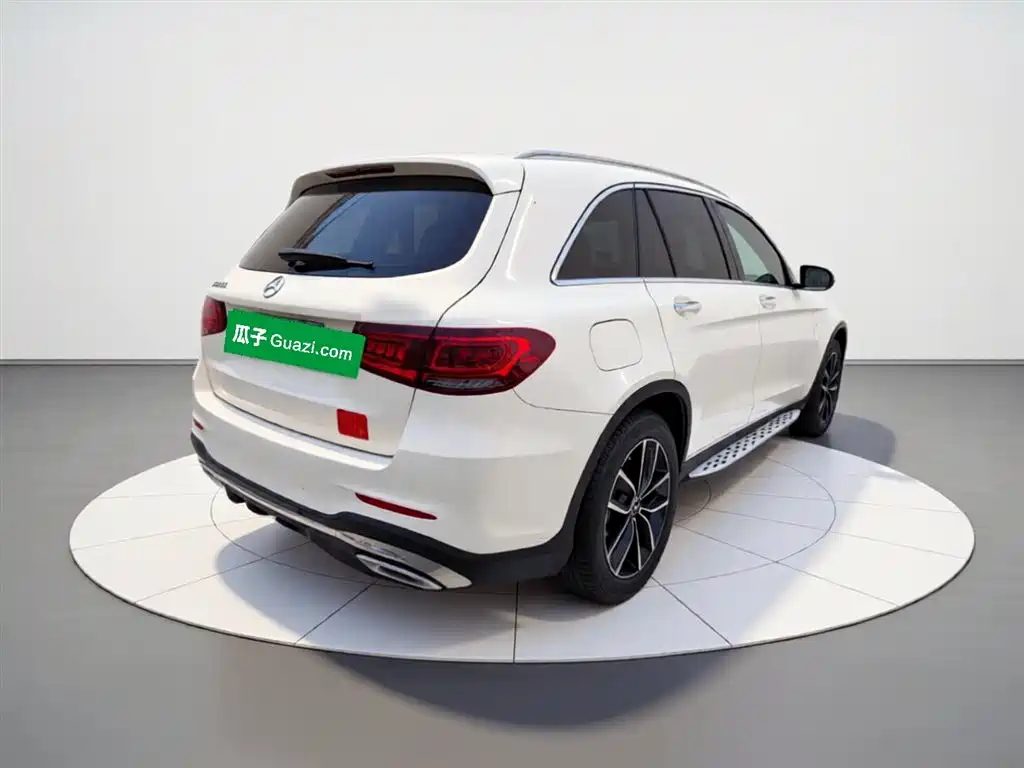 Mercedes-Benz GLC 2020 Facelift GLC 300 L 4MATIC Dynamic фото 4