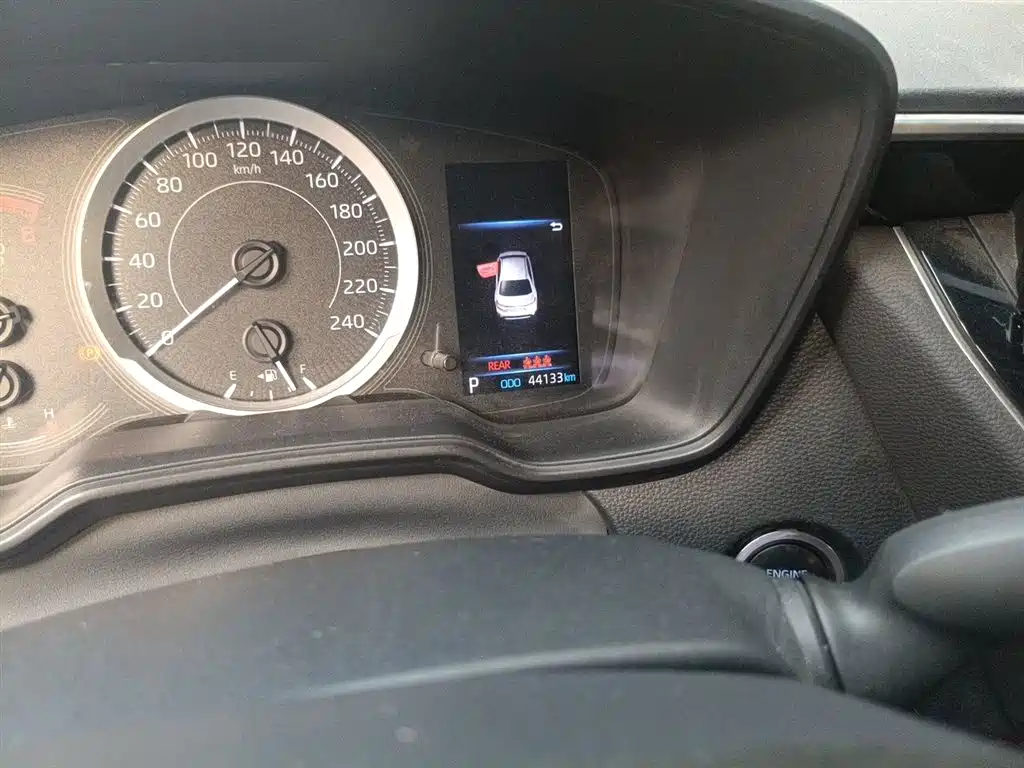 Toyota Levin 2019 185T CVT Luxury Edition China VI фото 5