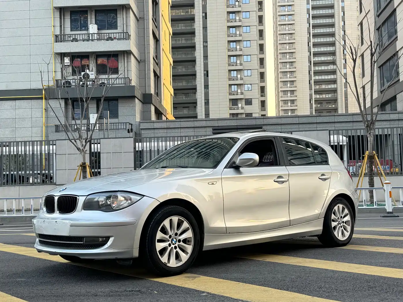 BMW 1 Series (Import)