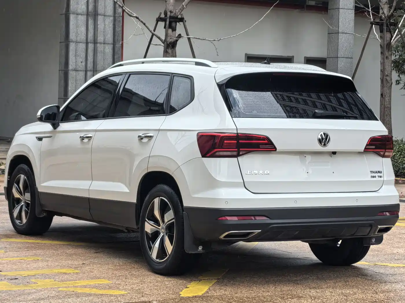 Volkswagen Tharu 2020 280TSI 2WD Comfort Edition China VI фото 4