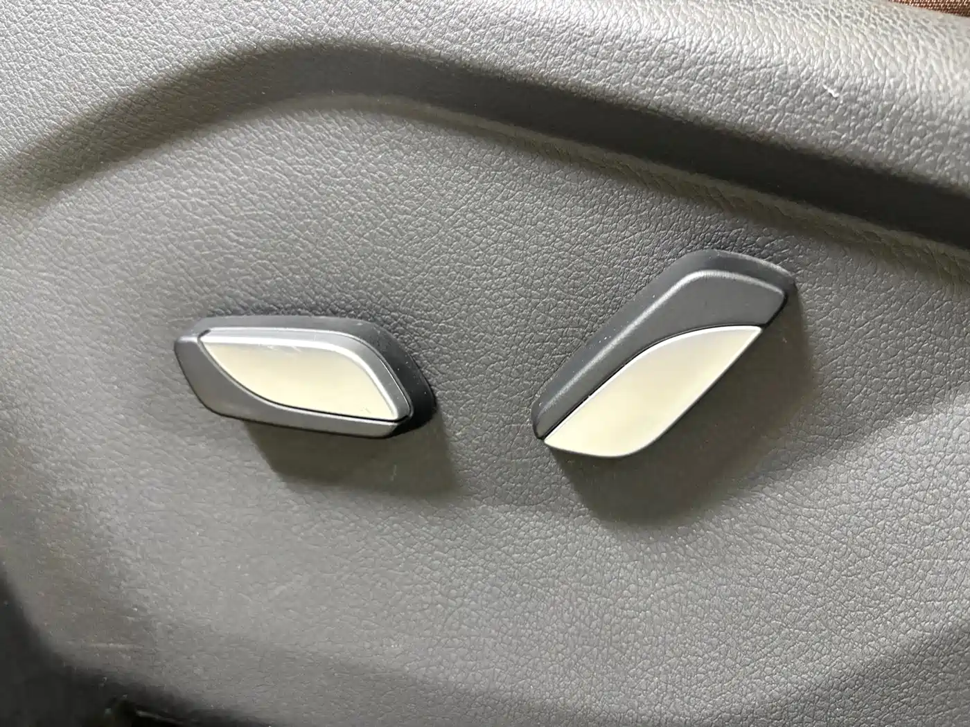 GEELY AUTOMOBILE VISION X6