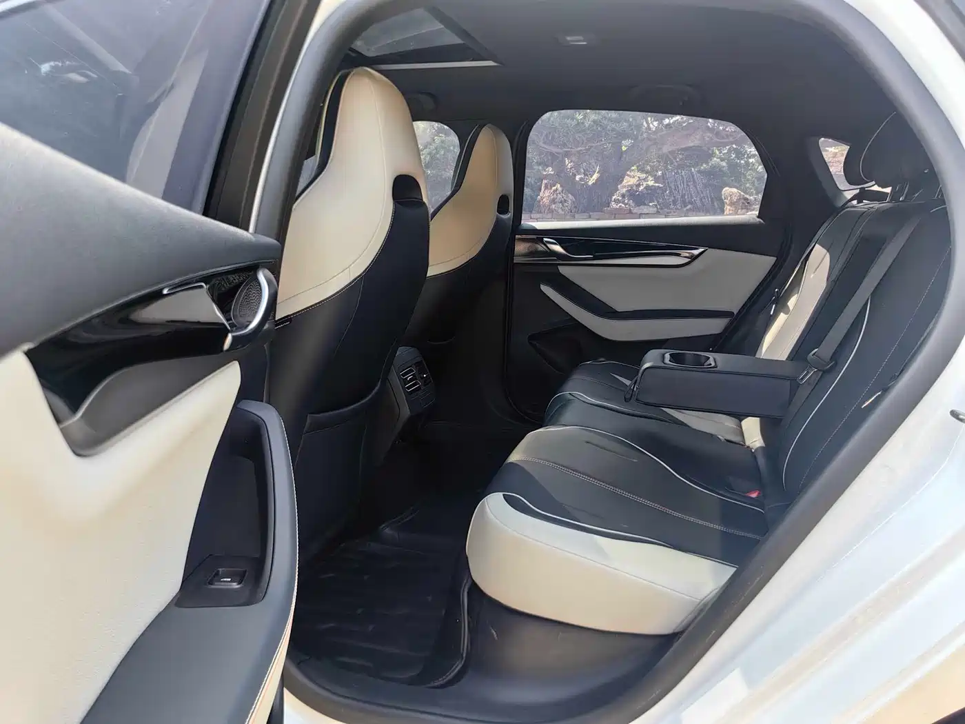 BYD Qin PLUS 2021 DM-i 55KM Flagship фото 14