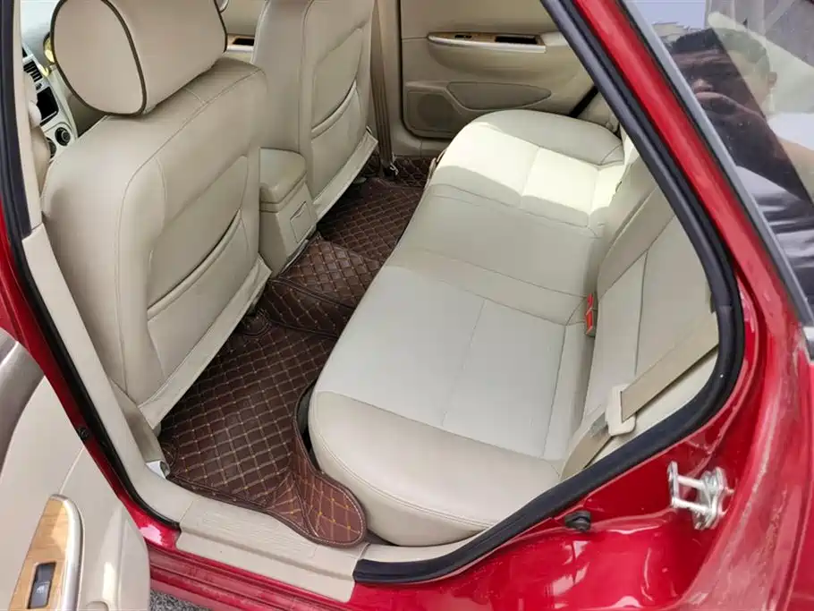 Buick Excelle 2015 1.5L Automatic Classic фото 11