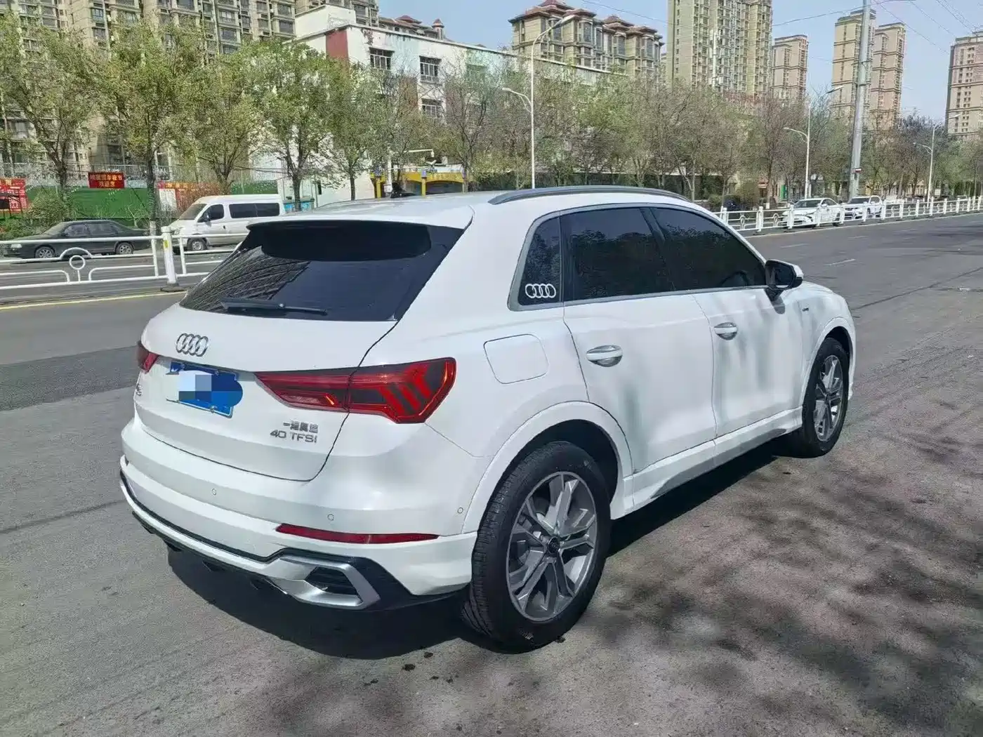 Audi Q3 2024 40 TFSI Fashion Sport фото 9