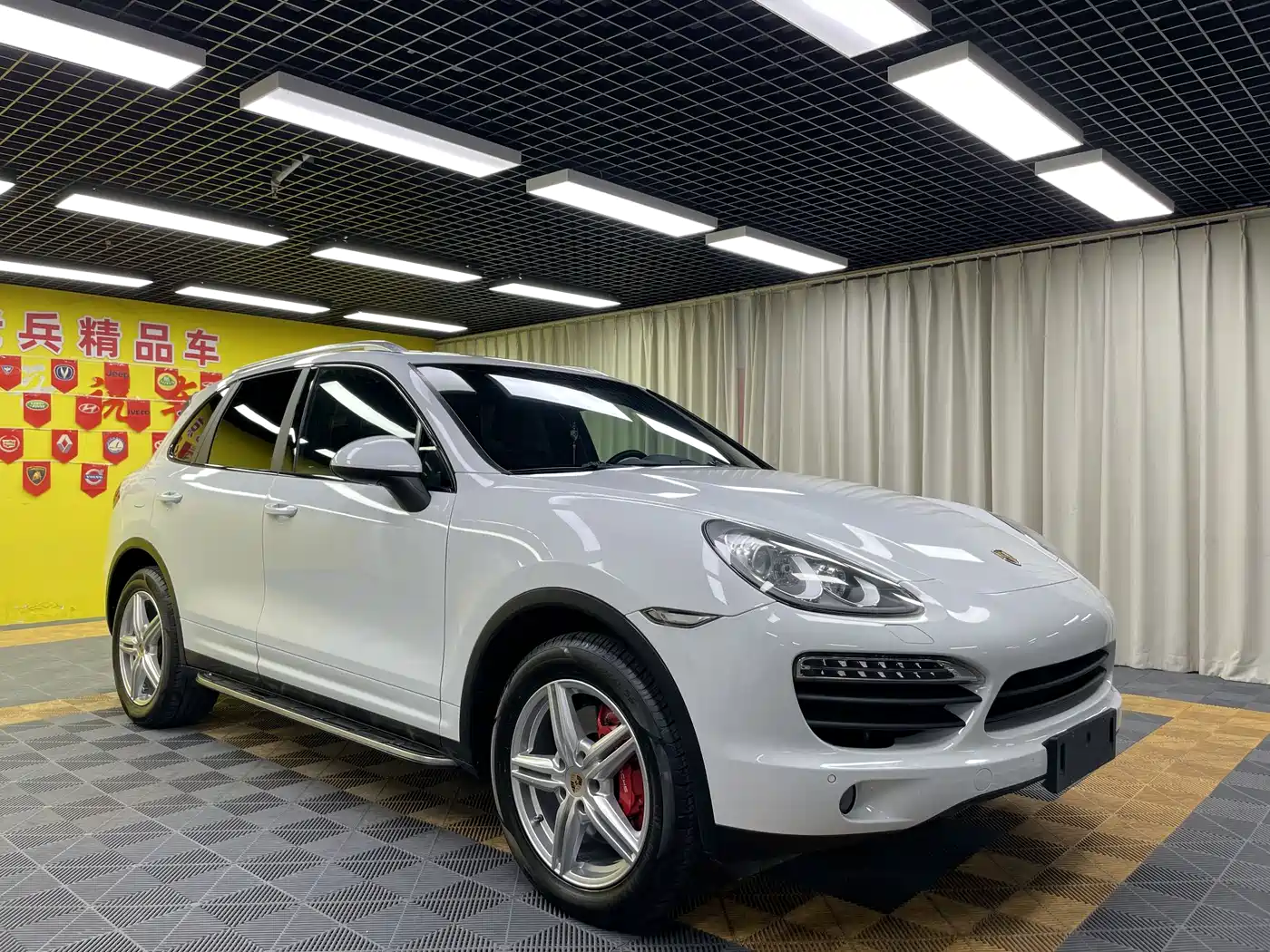 Porsche Cayenne 2011 Cayenne 3.0T фото 5