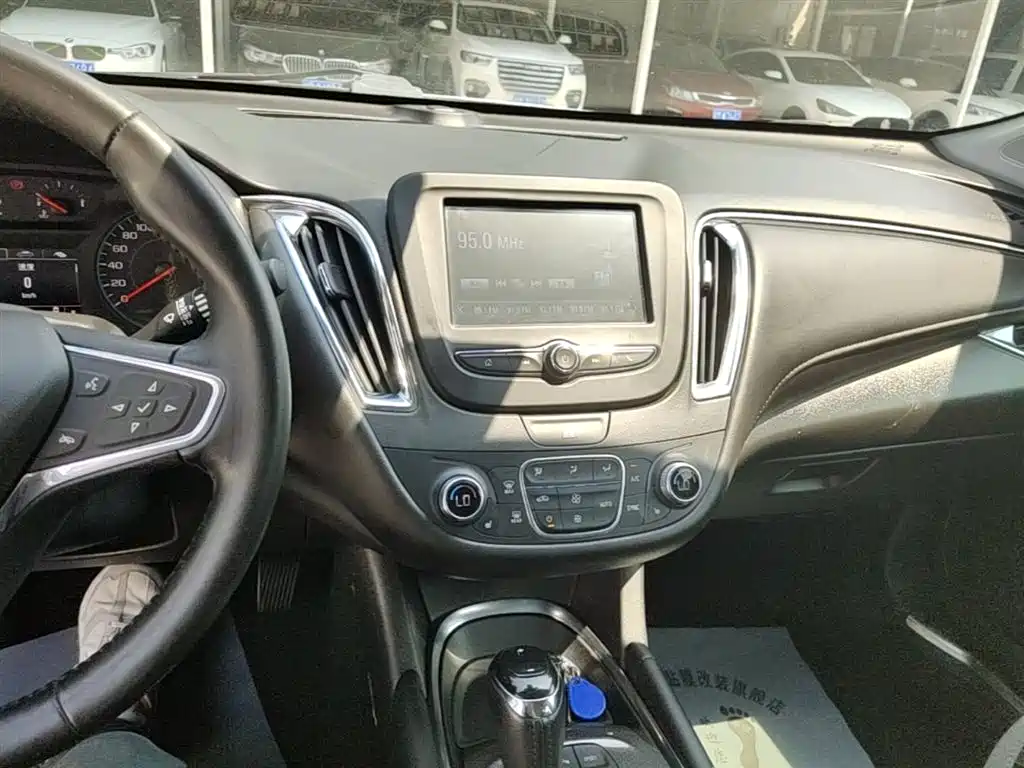 Chevrolet Malibu XL 2018 530T Auto RuiChi Edition фото 13
