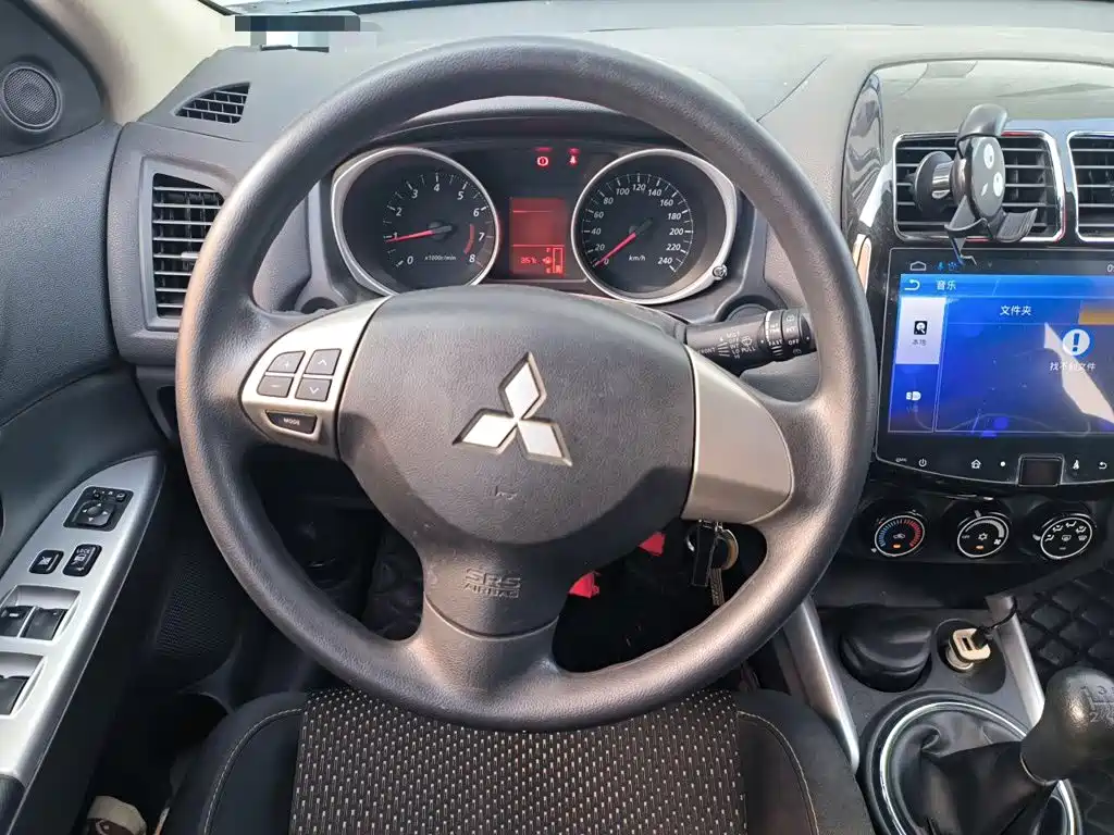 Mitsubishi ASX 2017 2016 1.6L Manual 2WD Pioneer Edition