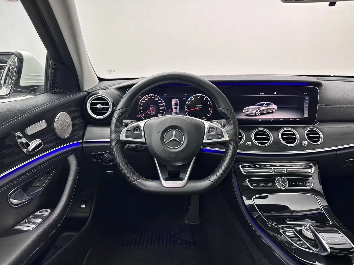 Mercedes-Benz E-Class 2016 E 200 L Sport Type фото 7