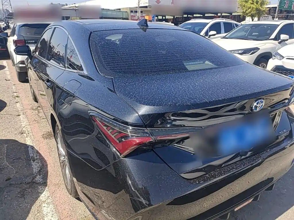 Toyota Avalon 2019 Hybrid 2.5L XLE Premium Edition China VI фото 5