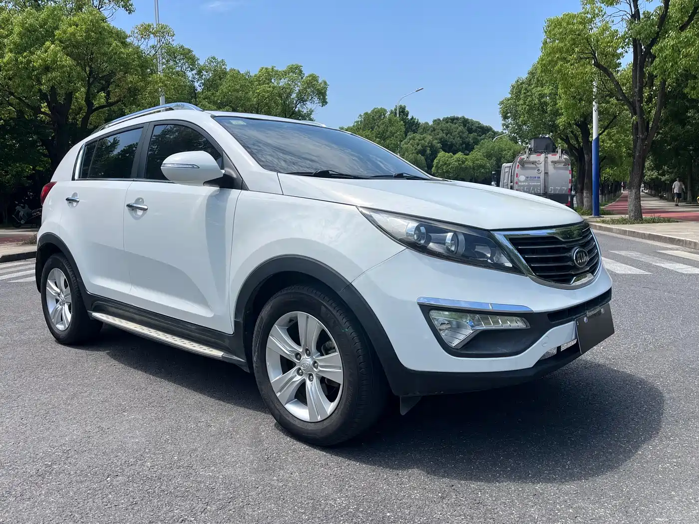 Kia Sportage 2014 2.0L Automatic 2WD GLS фото 3