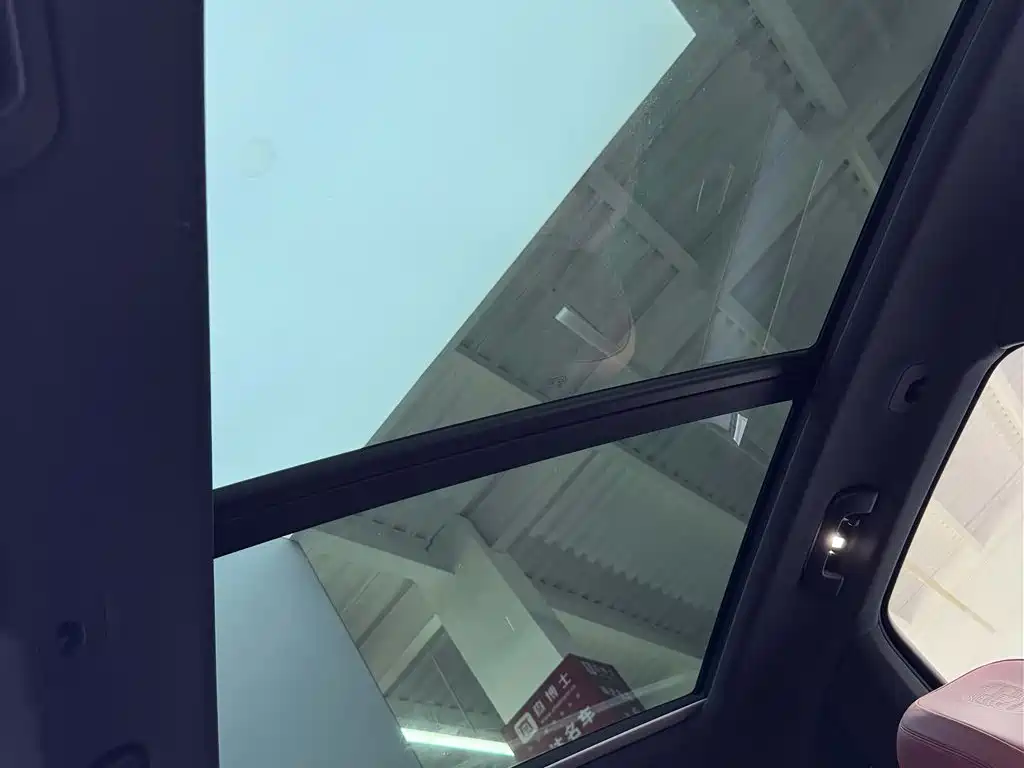 PORSCHE CAYENNE NEW ENERGY