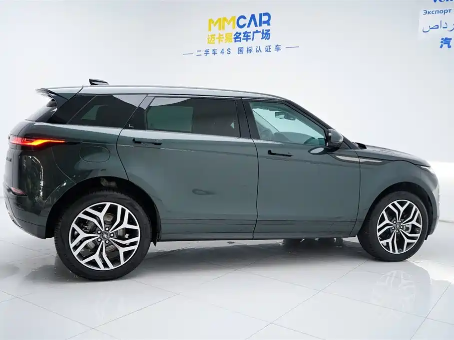 Land Rover Range Rover Evoque 2023 Range Rover Evoque L 249PS Luxury Edition фото 19