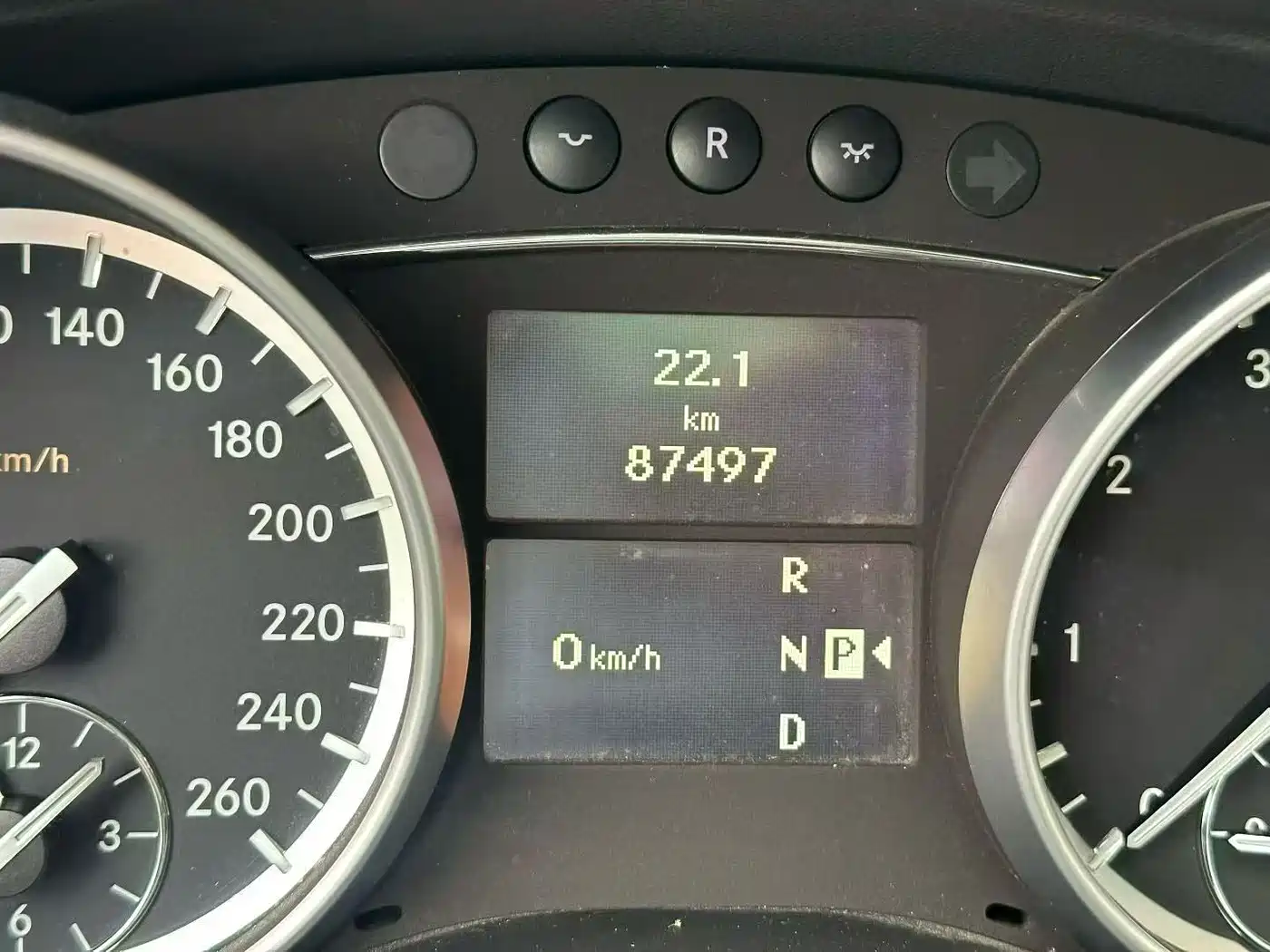 Mercedes-Benz R-Class 2014 R 320 4MATIC Business фото 8