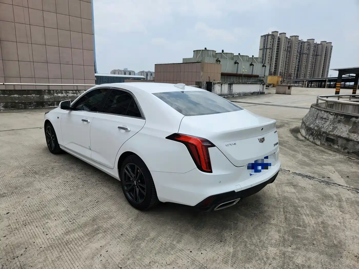 CADILLAC CT4