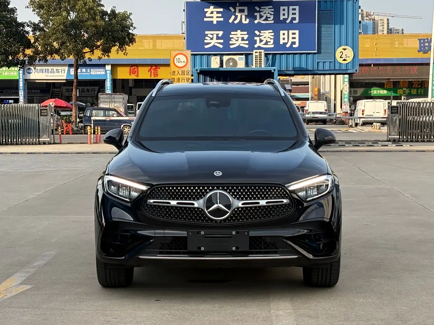 Mercedes-Benz GLC 2024 GLC 300 L 4MATIC Dynamic 5-seater фото 2
