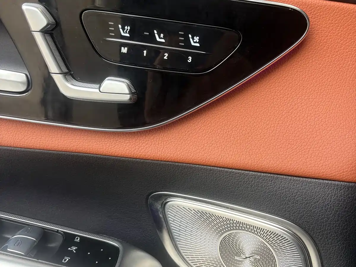Mercedes-Benz GLC 2024 GLC 300 L 4MATIC Dynamic 5-seater фото 18