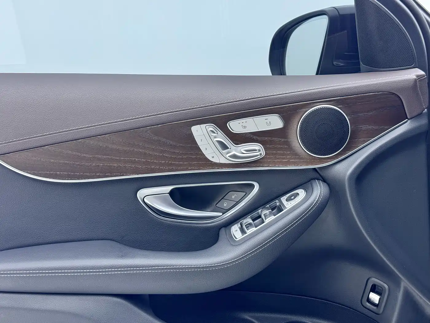 Mercedes-Benz GLC 2021 GLC 260 L 4MATIC Luxury фото 8