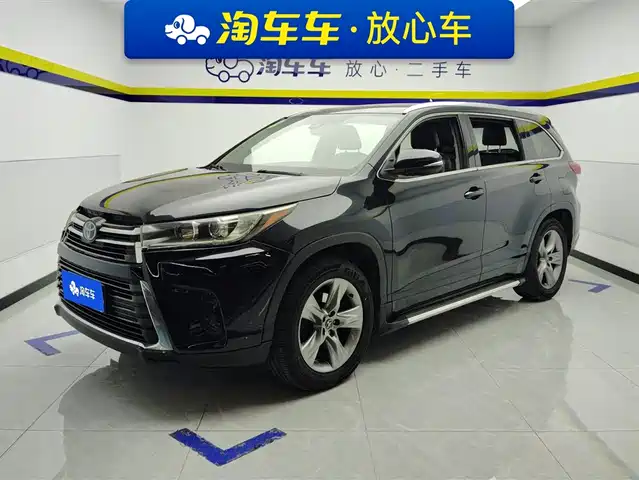 TOYOTA HIGHLANDER