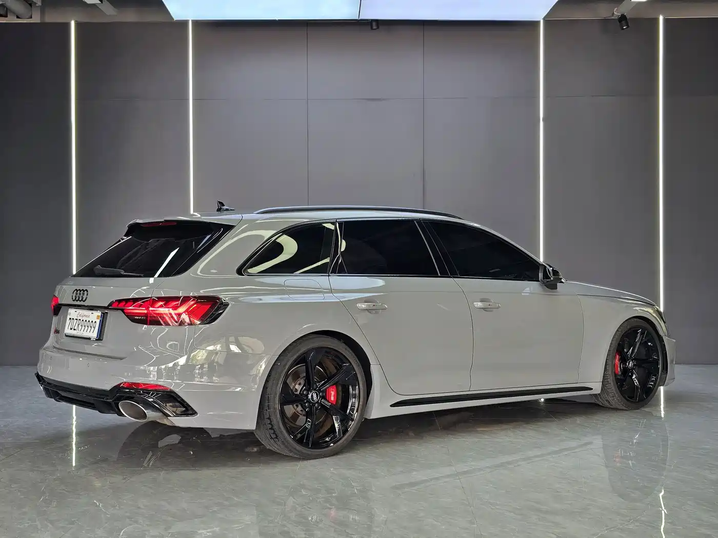 Audi RS 4 2020 2020 RS 4 2.9T Avant
