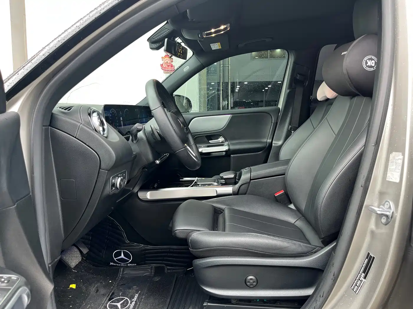 Фото 4 - Mercedes-Benz GLB