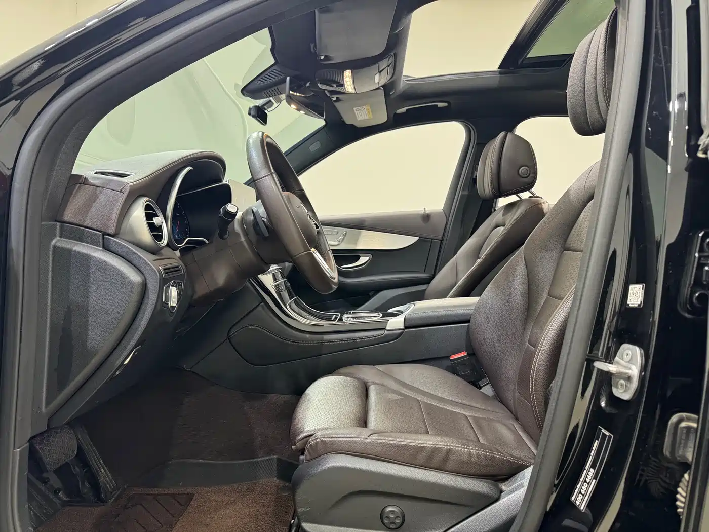 Mercedes-Benz GLC 2021 GLC 260 L 4MATIC Sporty фото 14