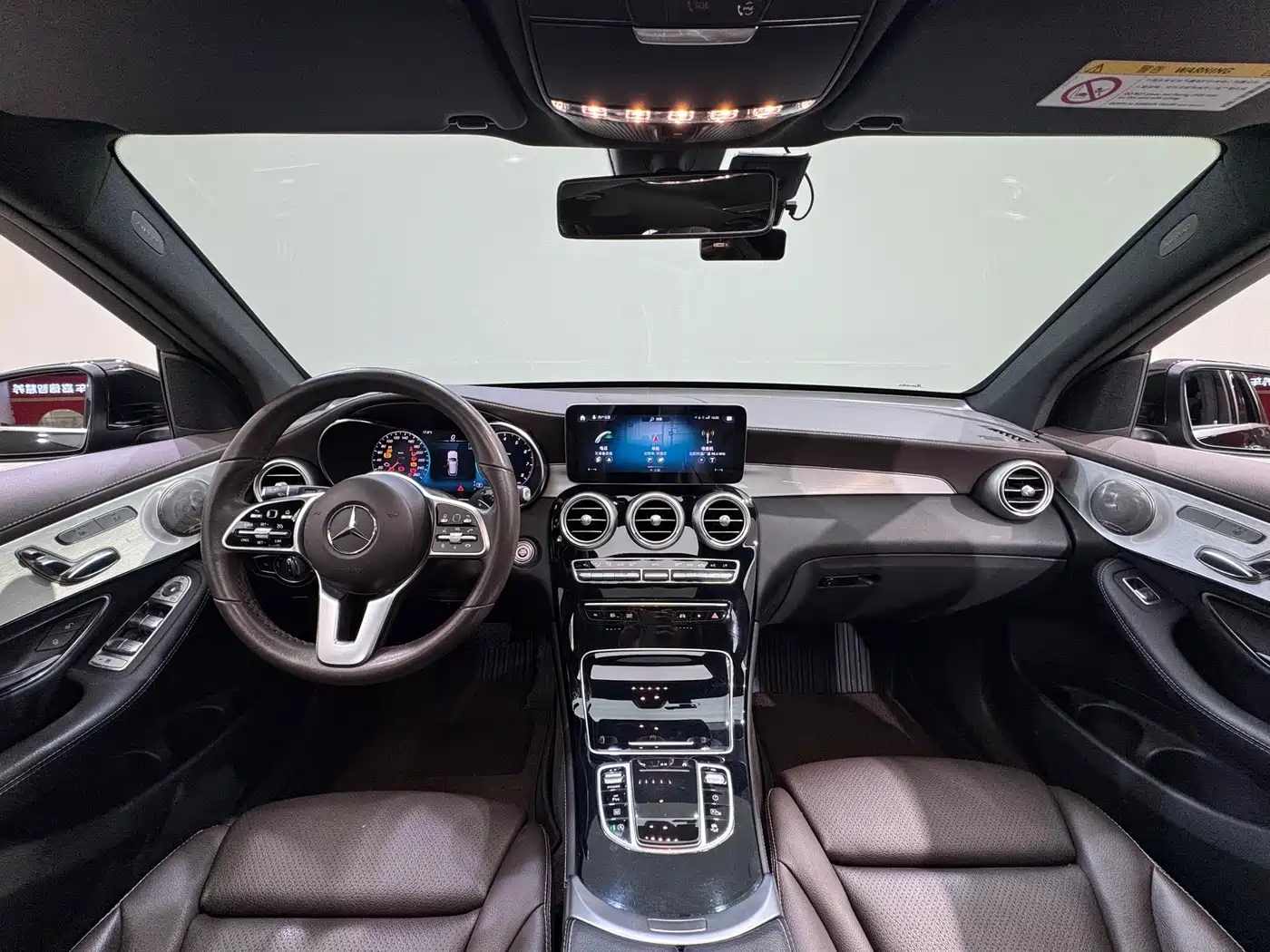 Mercedes-Benz GLC 2021 GLC 260 L 4MATIC Sporty фото 25