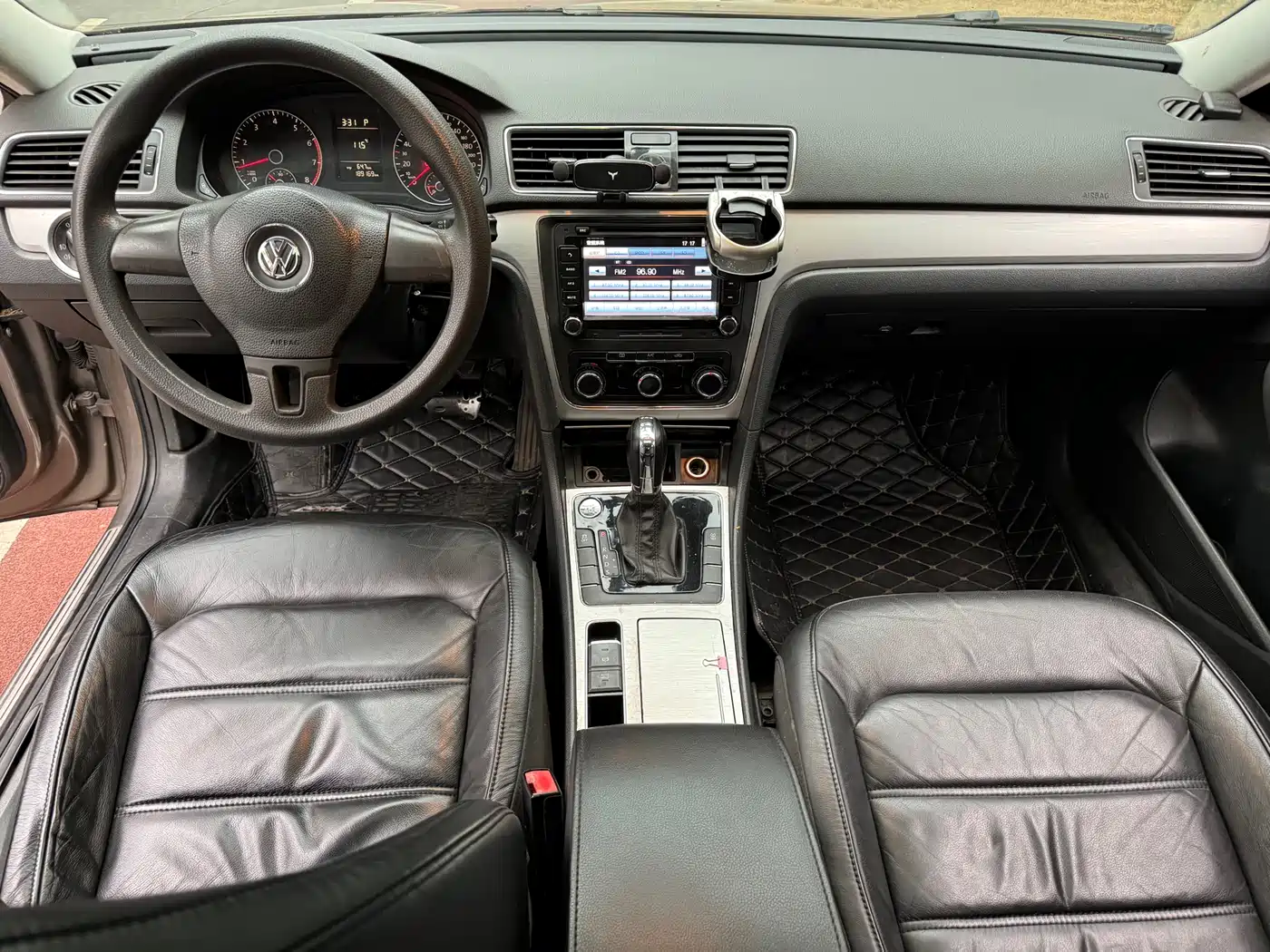 Volkswagen Passat 2013 1.8TSI DSG Zunrong фото 6