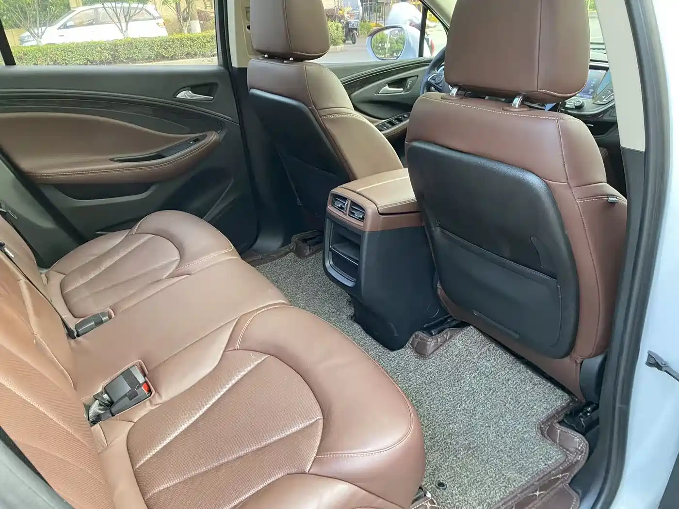 Buick Envision Plus 2016 28T All-Wheel Drive Ultimate Sport Flagship фото 10