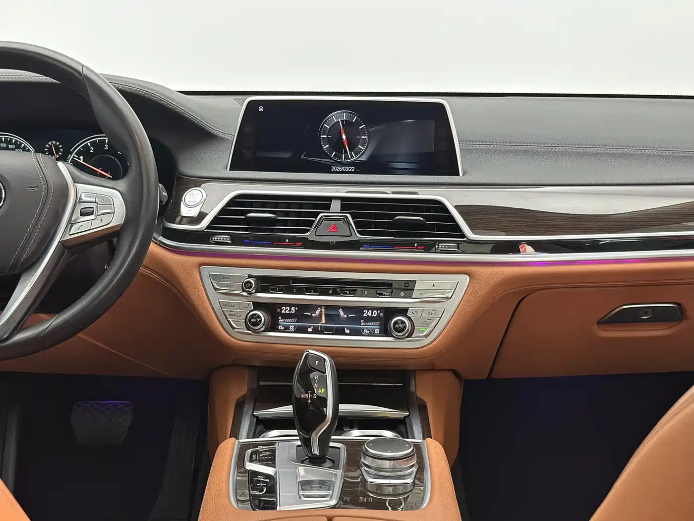 BMW 7 Series 2016 730Li Leading фото 37