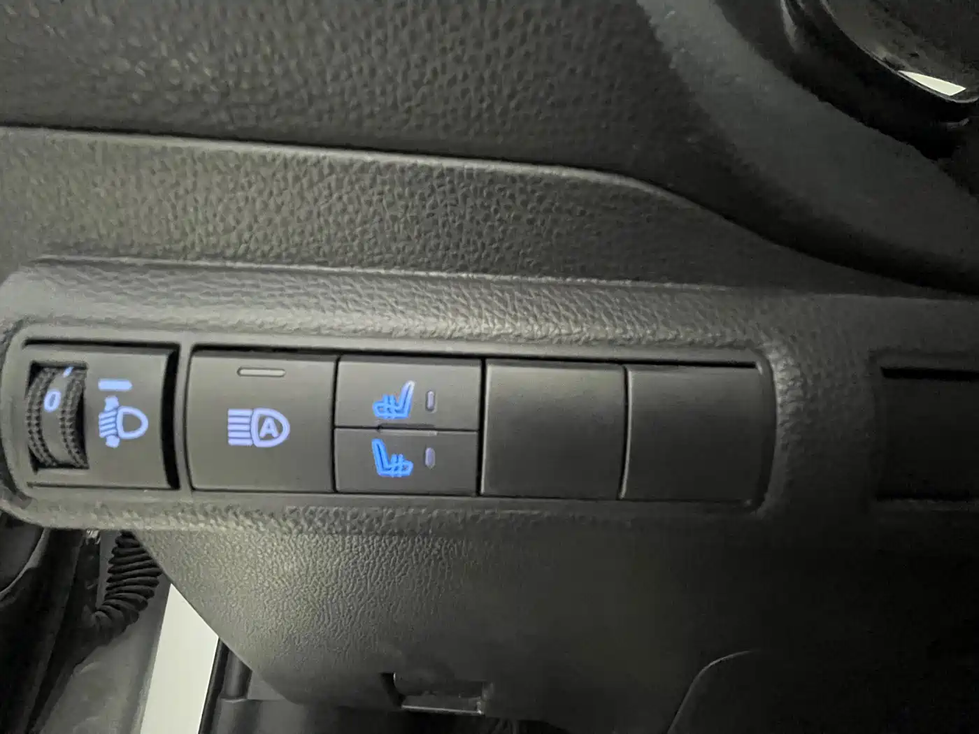 Toyota Corolla 2021 1.2T S-CVT Luxury Edition фото 14