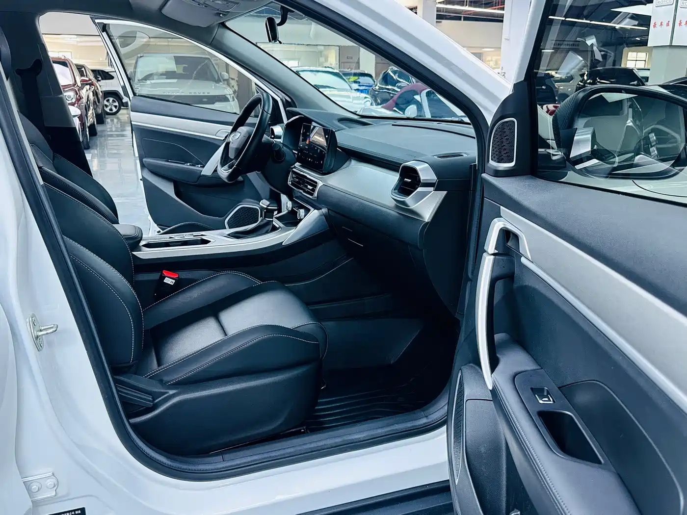 GEELY AUTOMOBILE BINYUE