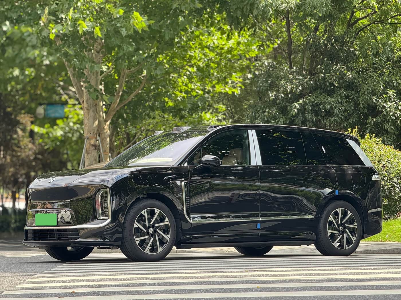 NIO ES9