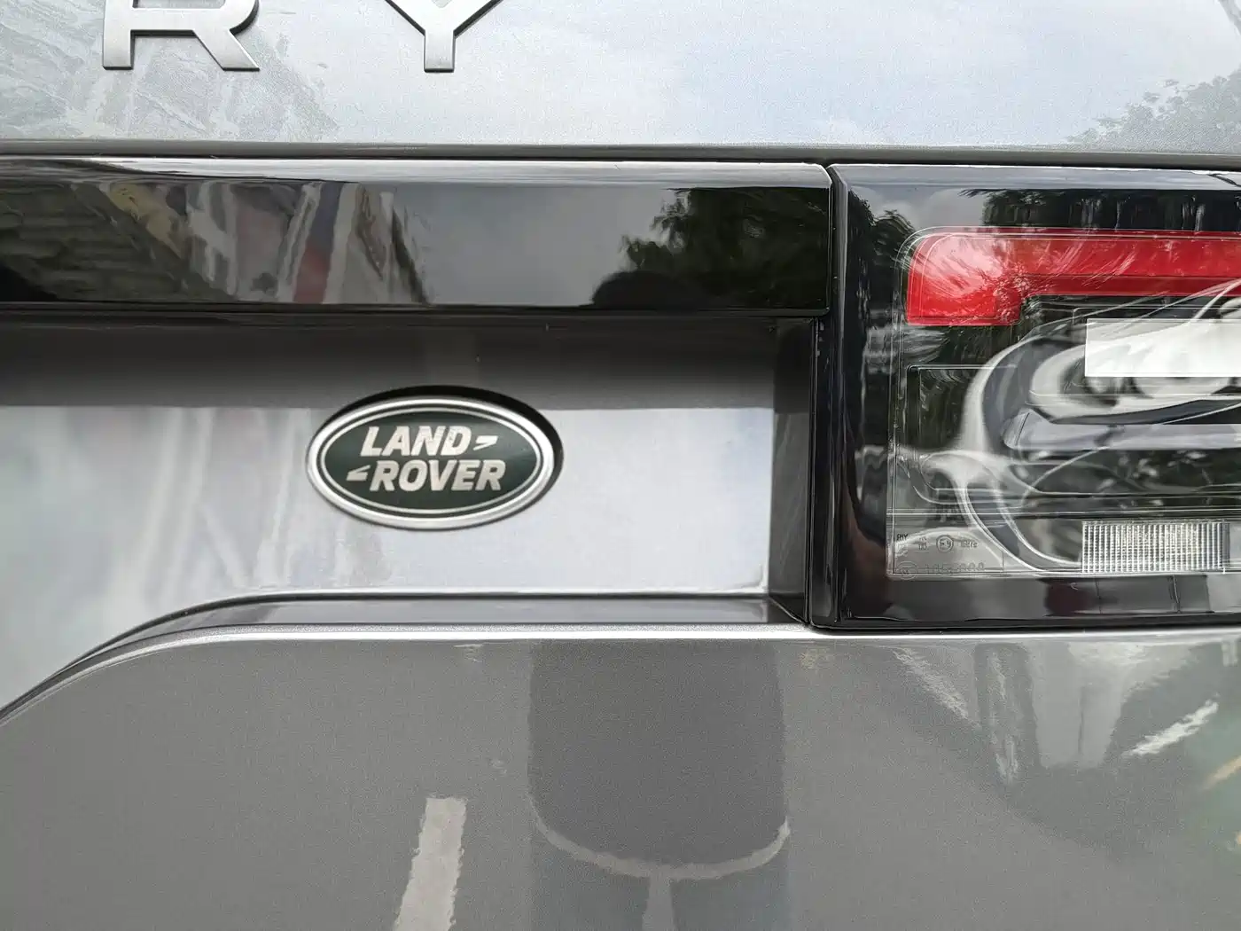صورة 22 - Land Rover Discovery