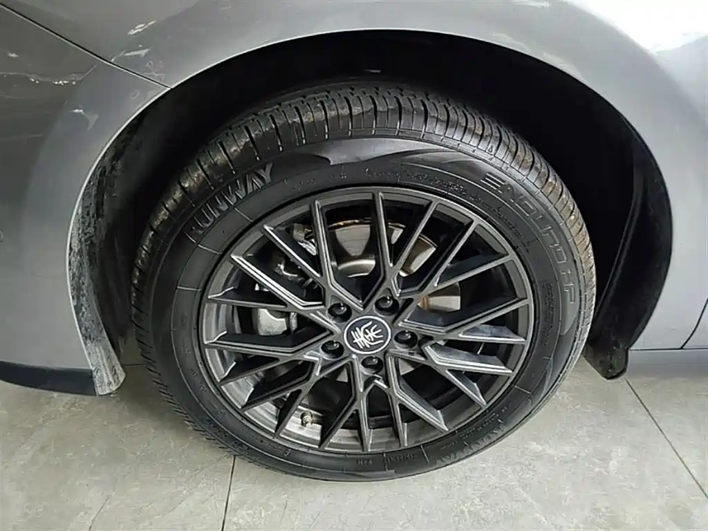 BYD Qin PLUS 2025 EV Smart Drive Edition 420KM Leading Type фото 23