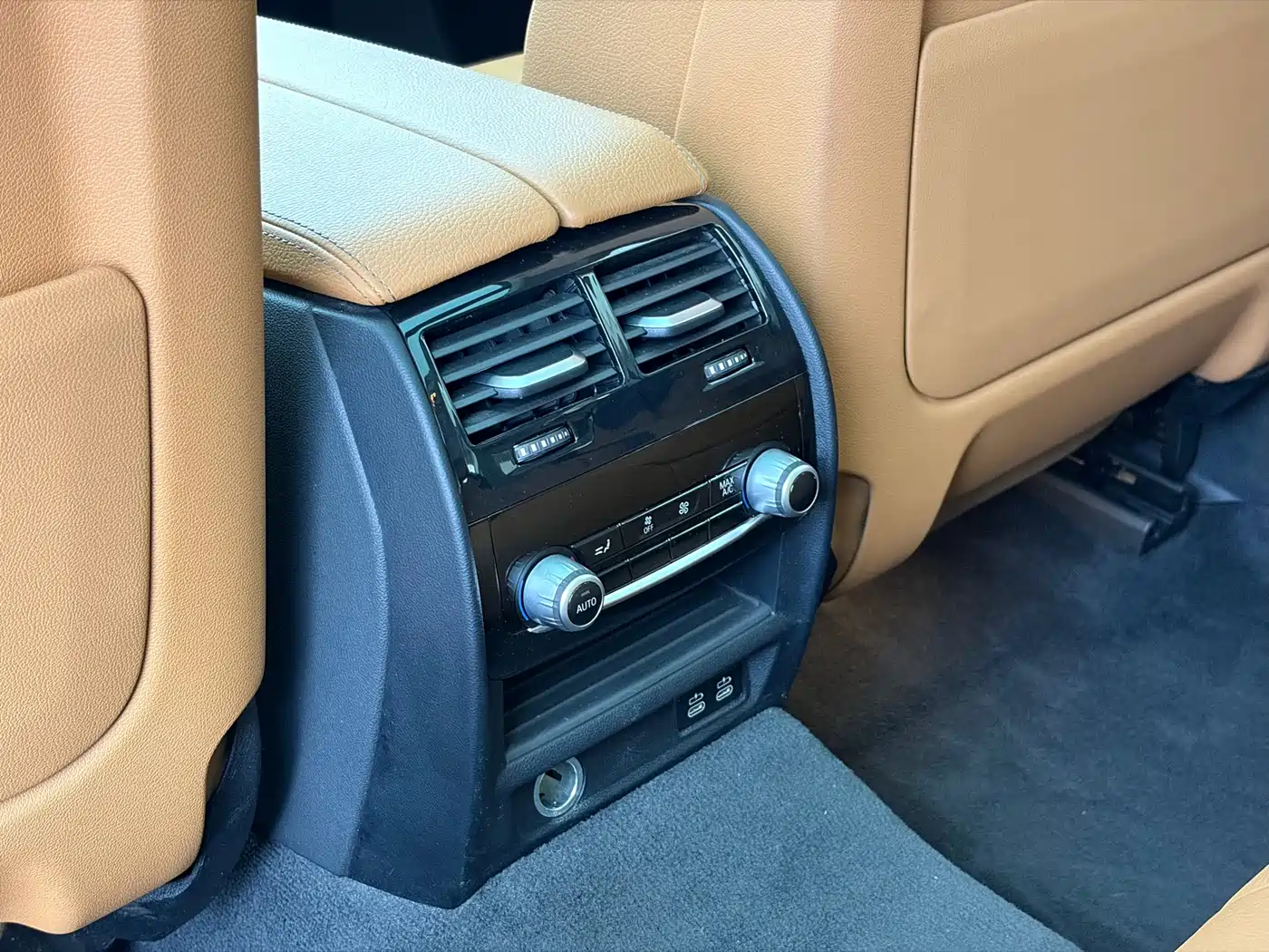 BMW 6 Series GT 2020 630i Luxury Design Package фото 17