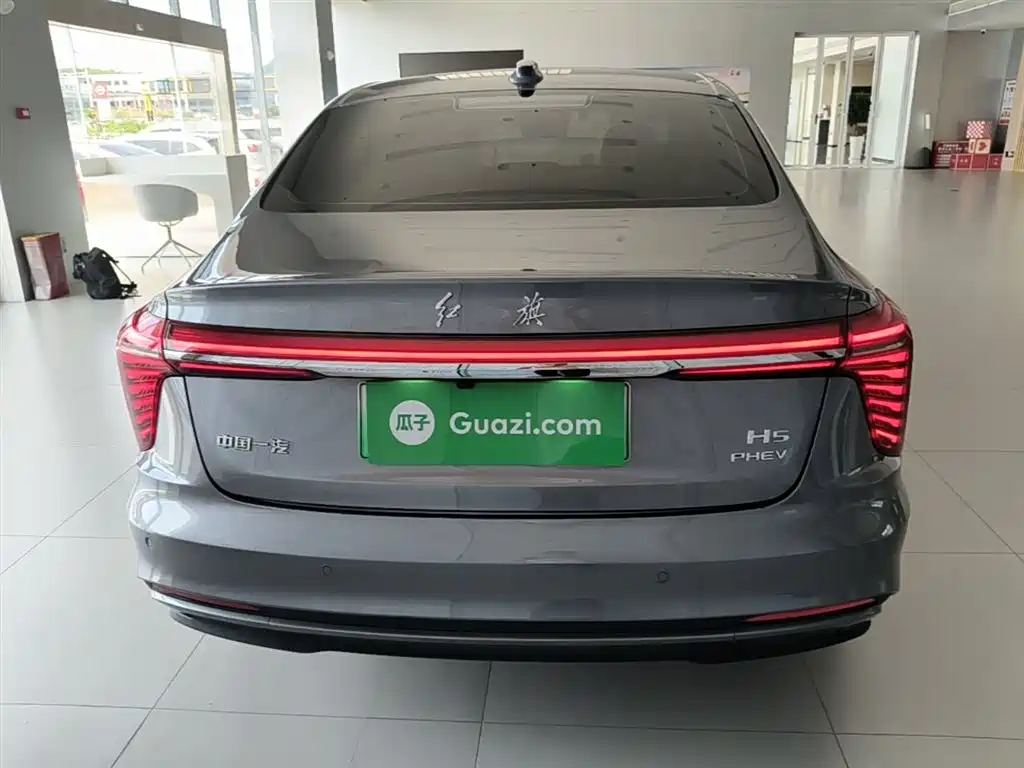 Hongqi H5 PHEV 2025 170 Super Hybrid Edition фото 6