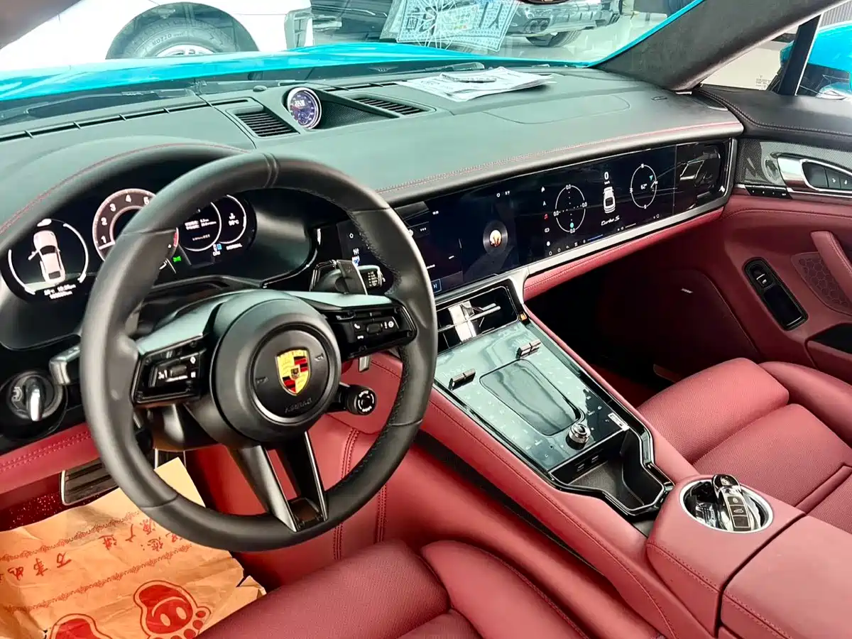 Porsche Panamera 2014 Panamera 4 3.0T фото 9