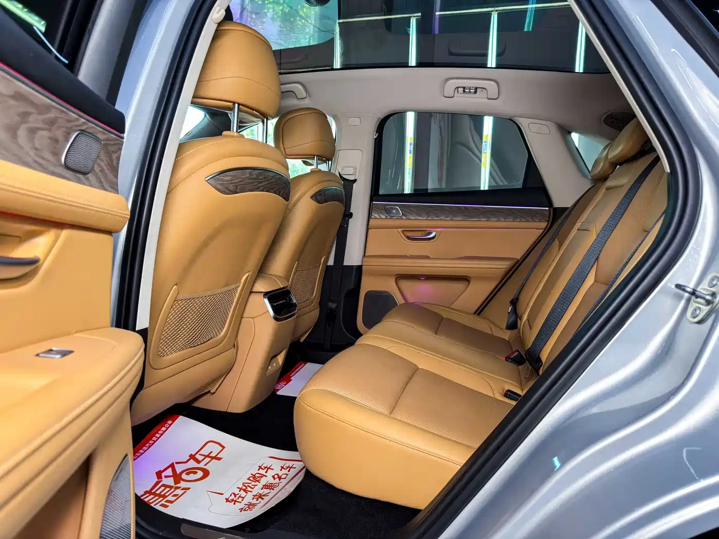 AITO Wenjie AITO M5 2022 Extended Range AWD Flagship фото 16