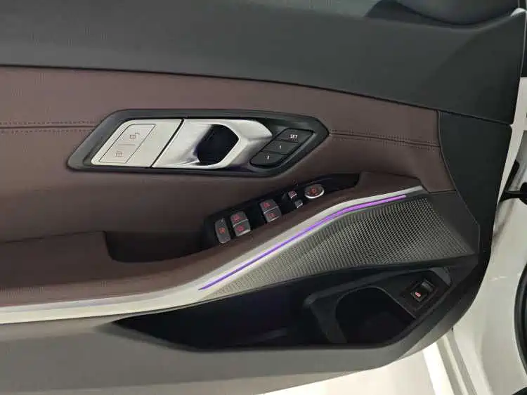 BMW 3 Series 2021 325Li M Sport Package фото 15