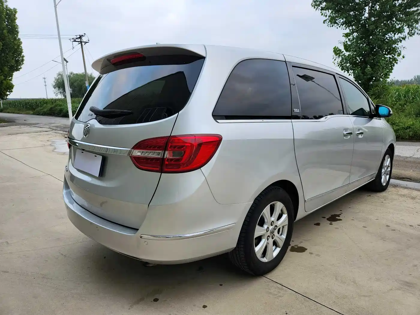 BUICK GL8