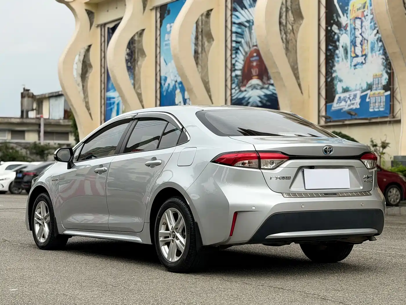 Toyota Levin 2021 Dual Hybrid 1.8H E-CVT Leading Edition фото 14